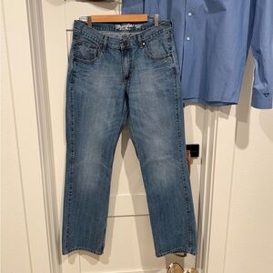 Wrangler Men's Blue Straight Jeans